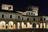 25112012001_090